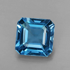 1.73カラットの天然ロンドンブルートパーズ（7×7 mm・エメラルドカット）