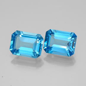 カラットの天然スイスブルートパーズ（7.9×6 mm・エメラルドカット）