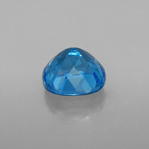 1.92カラットの天然スイスブルートパーズ（7.1×7 mm・クッションカット）