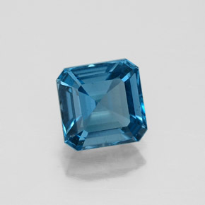 1.40カラットの天然ロンドンブルートパーズ（6.3×6.2 mm・エメラルドカット）