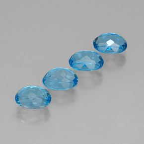 カラットの天然スイスブルートパーズ（8×6.1 mm・オーバルカット）