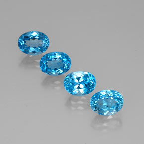 カラットの天然スイスブルートパーズ（8×6.1 mm・オーバルカット）