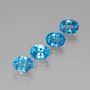 カラットの天然スイスブルートパーズ（8×6.1 mm・オーバルカット）