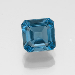 1.50カラットの天然ロンドンブルートパーズ（6.1×6.1 mm・エメラルドカット）