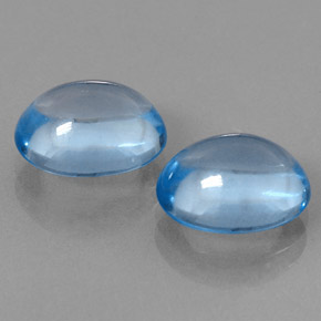 カラットの天然スイスブルートパーズ（10.7×8.7 mm・オーバルカット）