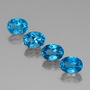 カラットの天然スイスブルートパーズ（8×6.1 mm・オーバルカット）