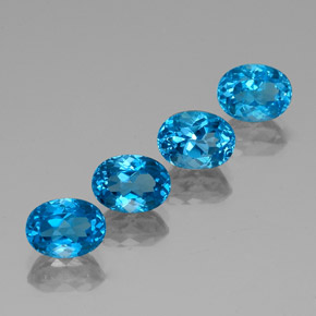 カラットの天然スイスブルートパーズ（8×6.1 mm・オーバルカット）