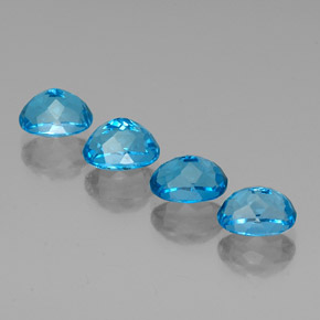 カラットの天然スイスブルートパーズ（8×6.1 mm・オーバルカット）
