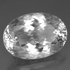 80.85カラットの天然ホワイトトパーズ（31.1×22 mm・オーバルカット）