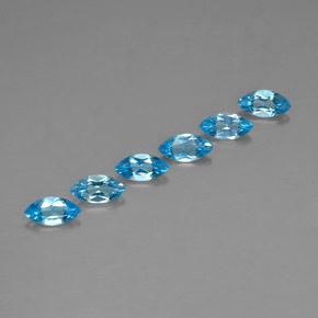 カラットの天然スイスブルートパーズ（7.2×3.6 mm・マーキス）