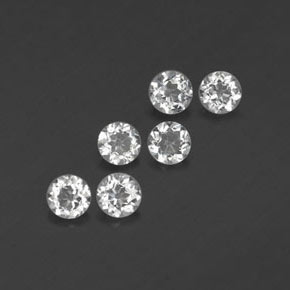 カラットの天然ホワイトトパーズ（4.08 mm・ラウンドカット）