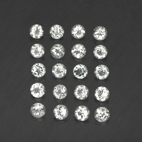 カラットの天然ホワイトトパーズ（3.01 mm・ラウンドカット）