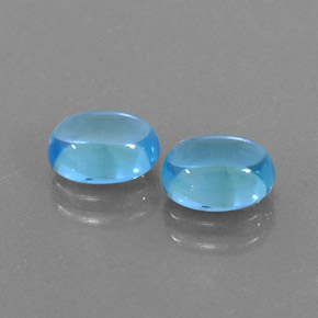 カラットの天然スイスブルートパーズ（7×5.1 mm・オーバルカット）