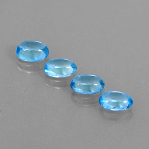 カラットの天然スイスブルートパーズ（7×5 mm・オーバルカット）