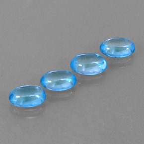 カラットの天然スイスブルートパーズ（7×5 mm・オーバルカット）