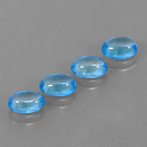 カラットの天然スイスブルートパーズ（7×5 mm・オーバルカット）