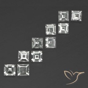 4.09カラットの天然ウォームホワイトトパーズ（4.1×4 mm・四角）