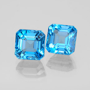 カラットの天然スイスブルートパーズ（7×7 mm・エメラルドカット）