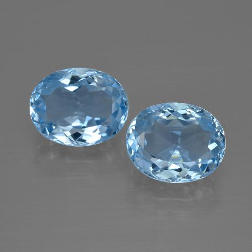 7.00カラットの天然スカイブルートパーズ（10.1×8.2 mm・オーバルカット）