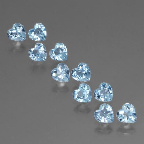 2.95カラットの天然スカイブルートパーズ（4.1×4 mm・ハート型）