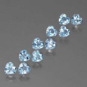 2.95カラットの天然スカイブルートパーズ（4.1×4 mm・ハート型）