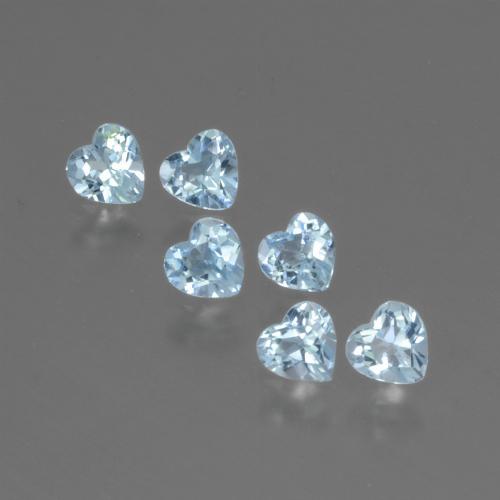 1.71カラットの天然スカイブルートパーズ（4×4 mm・ハート型）