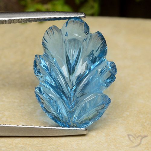 15.17ct 天然 スイスブルー トパーズ, フラワーカット, 透明