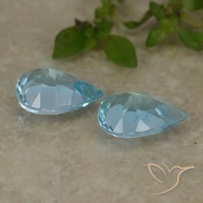 Shop natural 1.49ct スカイブルー トパーズ gems, 洋梨の形, from ブラジル at GemSelect. In stock, global shipping!