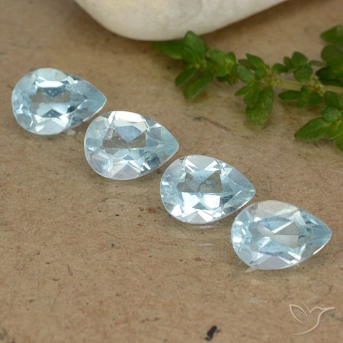 Shop natural 3.28ct スカイブルー トパーズ gems, 洋梨の形, from ブラジル at GemSelect. In stock, global shipping!