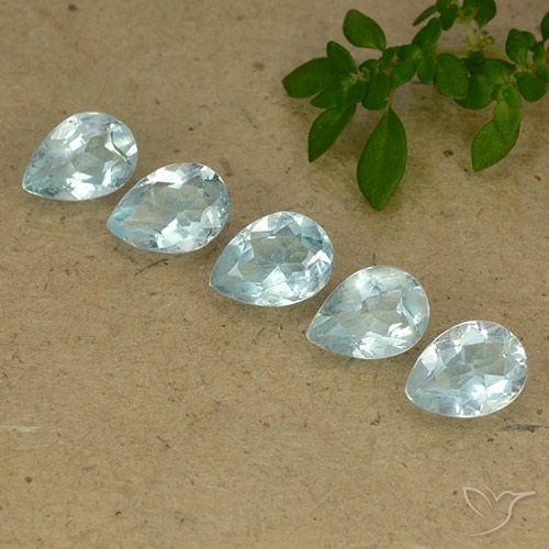 Shop natural 4.06ct スカイブルー トパーズ gems, 洋梨の形, from ブラジル at GemSelect. In stock, global shipping!