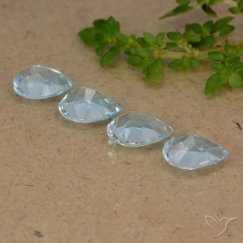 Shop natural 3.32ct スカイブルー トパーズ gems, 洋梨の形, from ブラジル at GemSelect. In stock, global shipping!