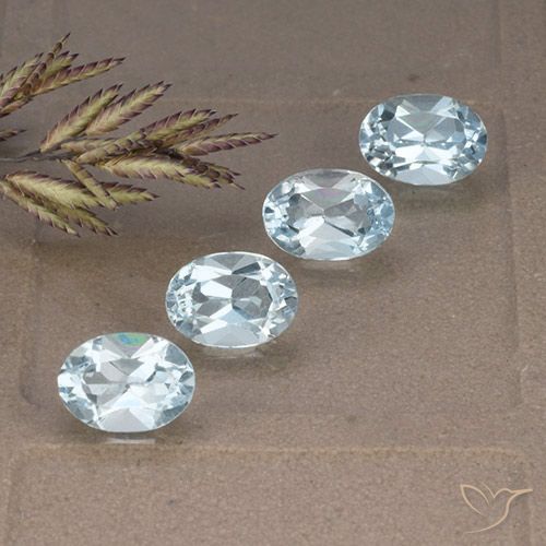 Shop natural 4.38ct スカイブルー トパーズ gems, 楕円形, from ブラジル at GemSelect. In stock, global shipping!