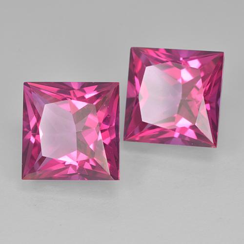 Shop natural 12.53ct ホットピンク トパーズ gems, 四角形, from ブラジル at GemSelect. In stock, global shipping!