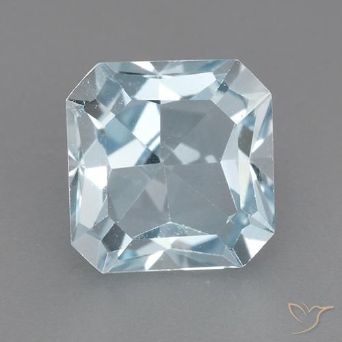 3.02ct 天然 スカイブルー トパーズ, エメラルドカット, VVS