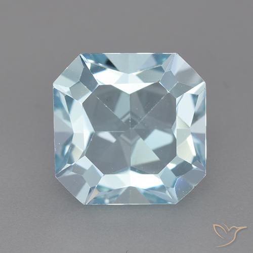 4.23ct 天然 スカイブルー トパーズ, エメラルドカット, VVS