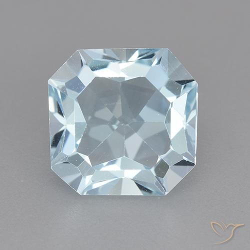 4.22ct 天然 スカイブルー トパーズ, エメラルドカット, VVS
