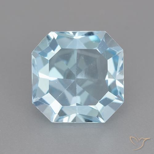 4.13ct 天然 スカイブルー トパーズ, エメラルドカット, VVS