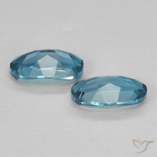 Shop natural 0.57ct ロンドンブルー トパーズ gems, 楕円形, from ブラジル at GemSelect. In stock, global shipping!
