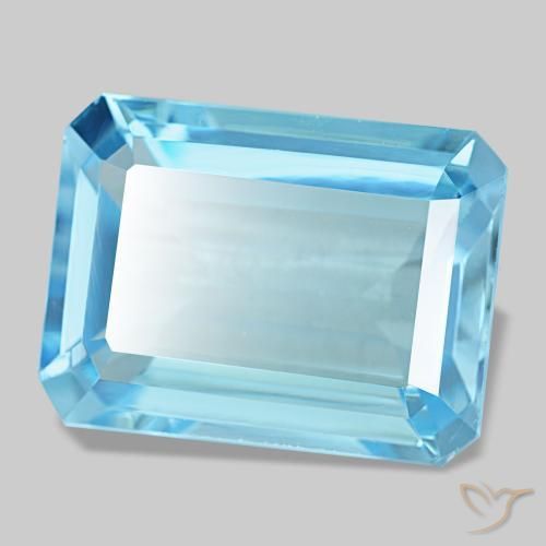 14.71カラットの天然スイスブルートパーズ（16.1×12.1 mm・エメラルドカット）