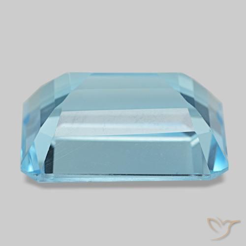 15.53カラットの天然スイスブルートパーズ（16.2×12.1 mm・エメラルドカット）