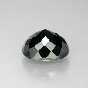 3.44カラットの天然Black Greenトルマリン（9.9×8 mm・オーバルカット）