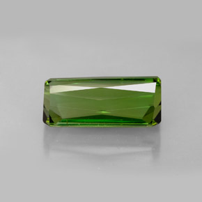 6.86カラットの天然フォレストグリーントルマリン（15×7.1 mm・エメラルドカット）