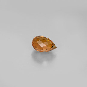 0.83カラットの天然ゴールデンイエロートルマリン（6.7×4.1 mm・ブリオレット）