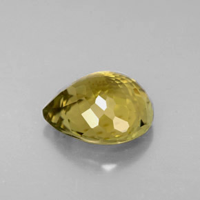 2.59カラットの天然緑がかったゴールドトルマリン（9.5×8.8 mm・洋梨の形）