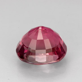 2.70カラットの天然ピンクローズトルマリン（8.6×7.5 mm・オーバルカット）