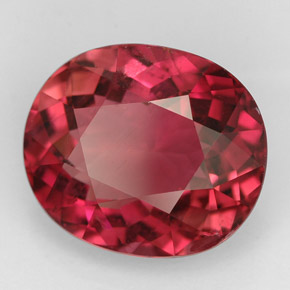 6.90カラットの天然ローズレッドトルマリン（13.2×11.2 mm・オーバルカット）