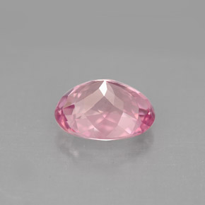2.65カラットの天然ローズピンクトルマリン（9.9×7.7 mm・オーバルカット）