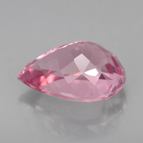 2.25カラットの天然ピンクトルマリン（10.2×7.3 mm・洋梨の形）