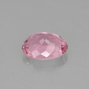 1.62カラットの天然ピンクトルマリン（8.5×6.6 mm・オーバルカット）