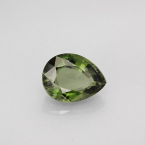 1.45カラットの天然グリーントルマリン（8.5×6.3 mm・洋梨の形）